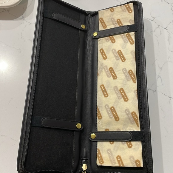Coach Tie holder - Picture 2 of 5